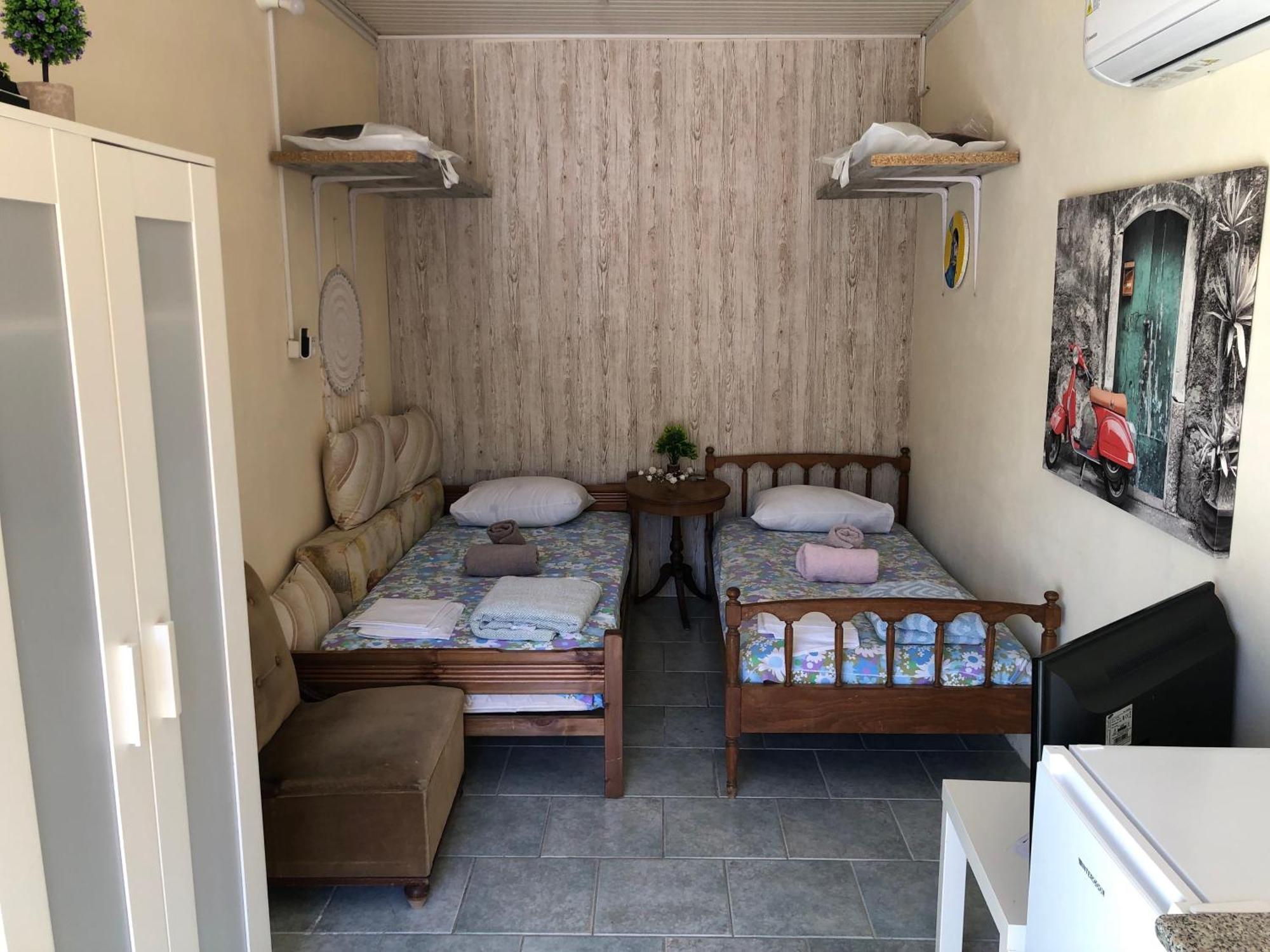 Converted Shed Studio & Garden Hanging Bed Pórto Ráfti Buitenkant foto